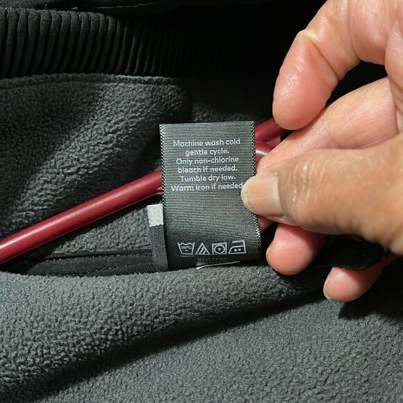 CHAMPION JACKET SIZE M - Picture 13 of 13